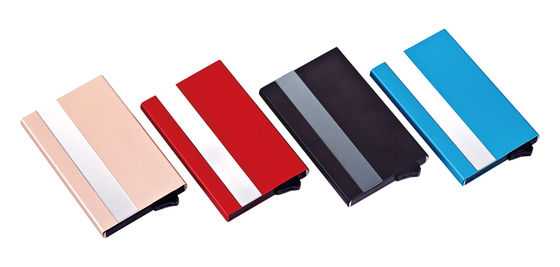 Klassieke en verfijnde PU-wallet met een magnetische sluiting