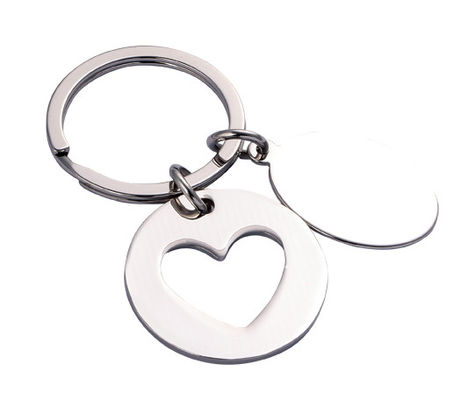 Gepersonaliseerde logo metalen sleutelhangerhouder met individuele polybagverpakking