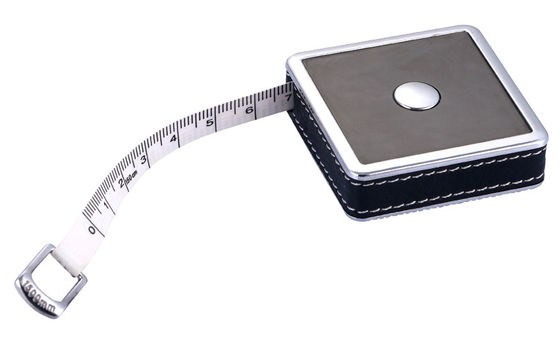 Op maat gemaakte dubbelzijdige terugtrekbare PU-tape Maat 12 mm lemmet 150 mm/60 inch Bereik nauwkeurigheid in verschillende vormen
